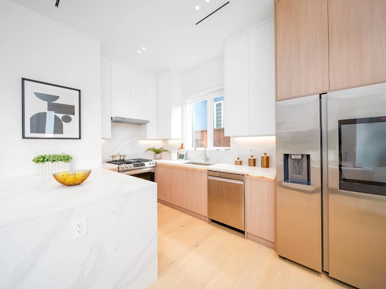 3227 E 29th Avenue, Vancouver, BC, V5R 1W4 - 12