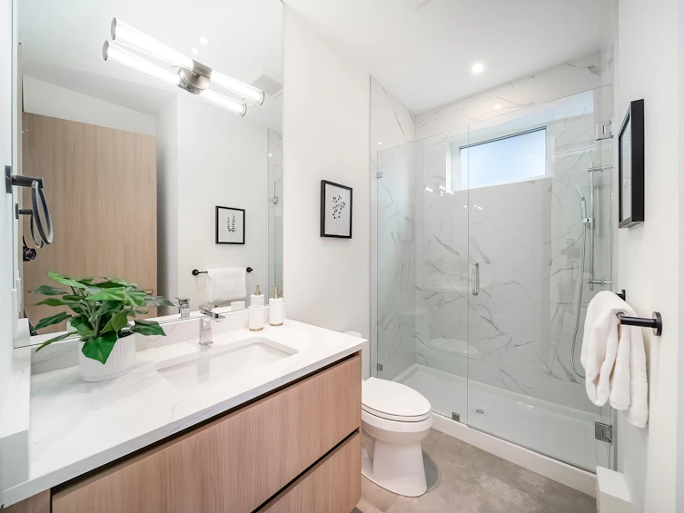 3227 E 29th Avenue, Vancouver, BC, V5R 1W4 - 22
