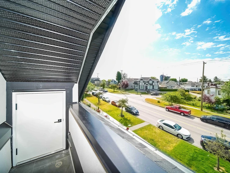 3227 E 29th Avenue, Vancouver, BC, V5R 1W4 - 28