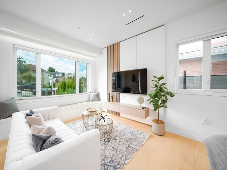 3227 E 29th Avenue, Vancouver, BC, V5R 1W4 - 5