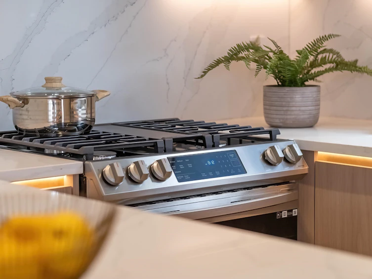 3227 E 29th Avenue, Vancouver, BC, V5R 1W4 - 14