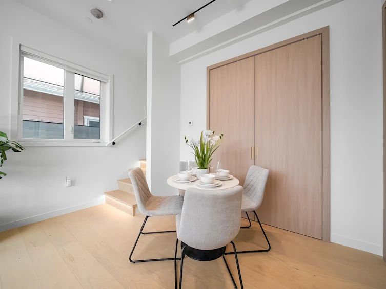 3227 E 29th Avenue, Vancouver, BC, V5R 1W4 - 18
