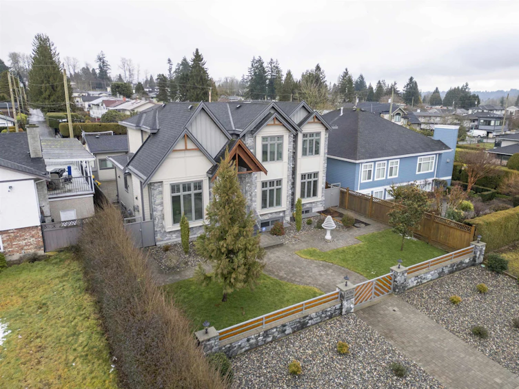 2052 Paulus Crescent, Burnaby, BC, V5A 2M1 - 39