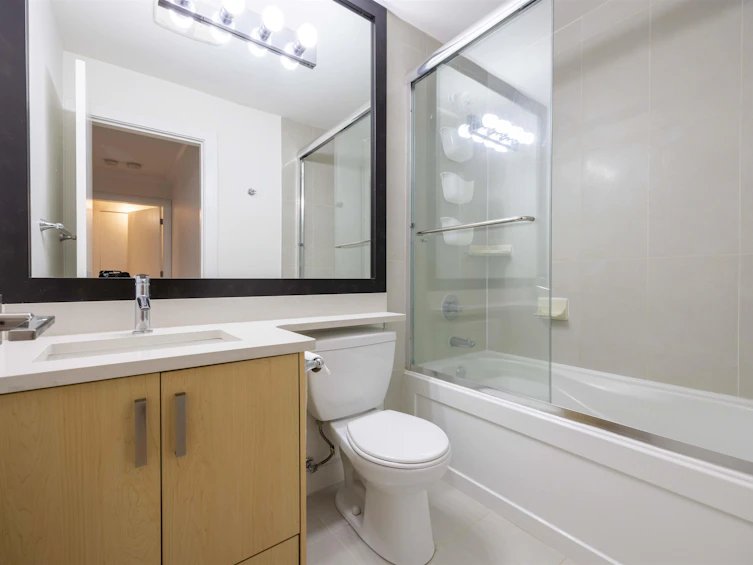 2052 Paulus Crescent, Burnaby, BC, V5A 2M1 - 36