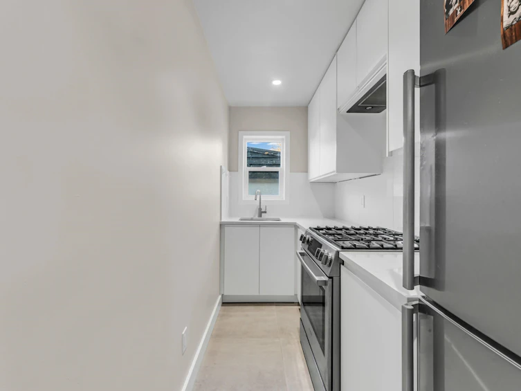 1318 Inglewood Avenue, West Vancouver, BC, V7T 1Y9 - 13