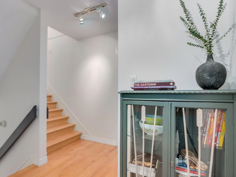 1611 Lockehaven Road, North Vancouver, BC, V7G 2H3 - 24