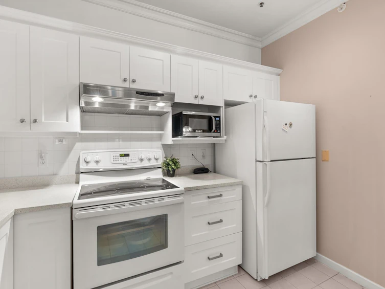 206-1153 54a Street, Delta, BC, V4M 4E4 - 9
