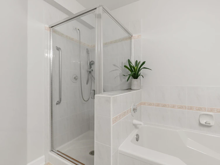 206-1153 54a Street, Delta, BC, V4M 4E4 - 25