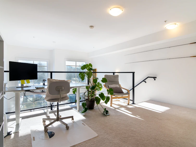 203-39771 Government Road, Squamish, BC, V8B 0Z1 - 16