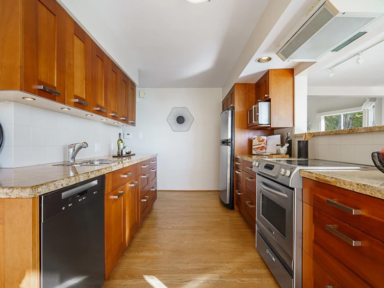 4184 Rose Crescent, West Vancouver, BC, V7V 2N8 - 5
