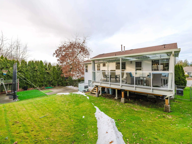 3697 Latimer Street, Abbotsford, BC, V2S 7K4 - 37