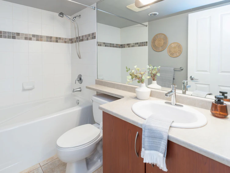 805-235 Guildford Way, Port Moody, BC, V3H 5L8 - 24