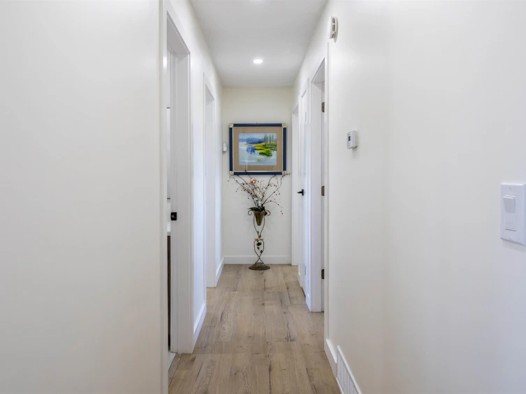926 Grove Avenue, Burnaby, BC, V5B 4G7 - 6