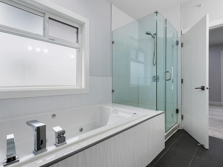 8524 Forest Gate Drive, Chilliwack, BC, V4Z 0C7 - 2