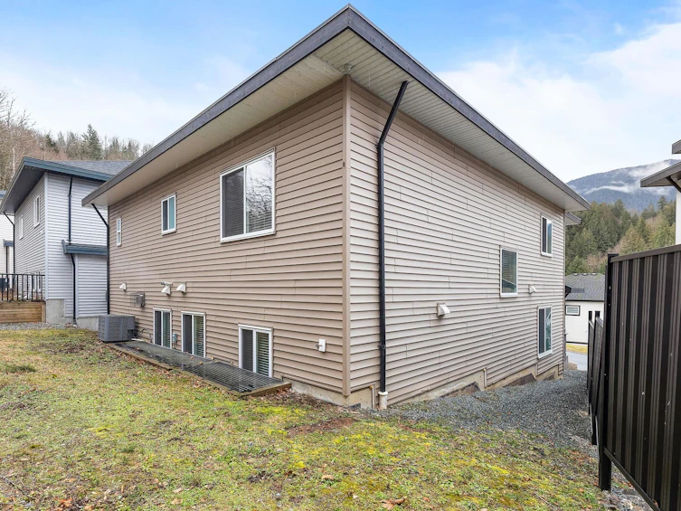 8524 Forest Gate Drive, Chilliwack, BC, V4Z 0C7 - 38
