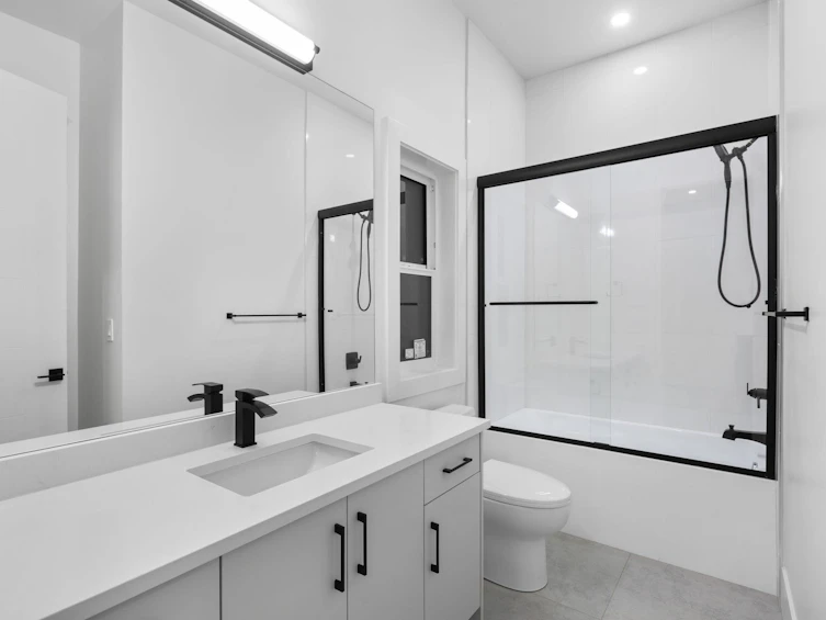 32945 Best Avenue, Mission, BC, V2V 2S7 - 32
