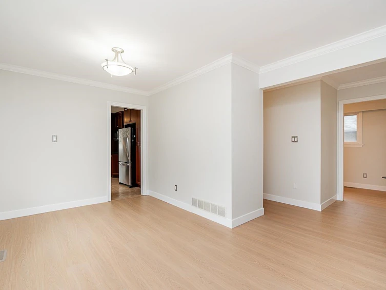 1381 E 11th Avenue, Vancouver, BC, V5N 1Y6 - 7