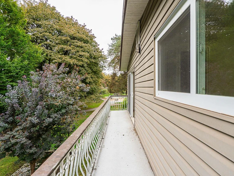 1381 E 11th Avenue, Vancouver, BC, V5N 1Y6 - 9