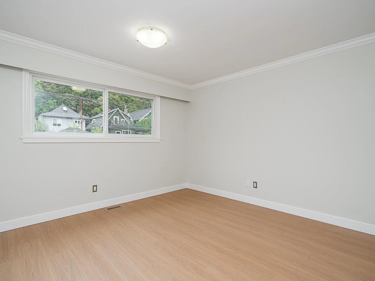 1381 E 11th Avenue, Vancouver, BC, V5N 1Y6 - 15