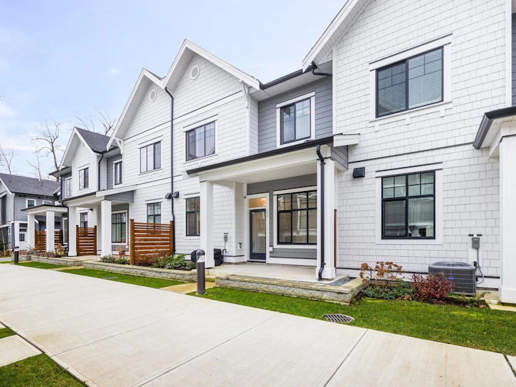 62-7640 197 Street, Langley, BC, V2Y 3W2