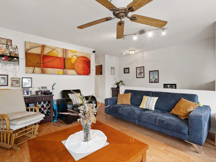 332 St. Patrick's Avenue, North Vancouver, BC, V7L 4S9 - 2