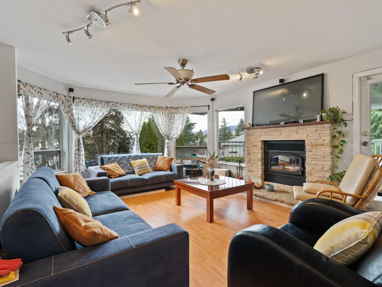 332 St. Patrick's Avenue, North Vancouver, BC, V7L 4S9 - 5
