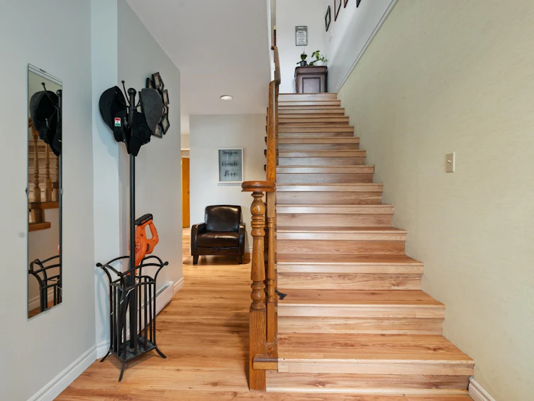 332 St. Patrick's Avenue, North Vancouver, BC, V7L 4S9 - 18