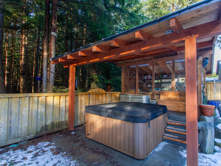 41941 Ross Road, Squamish, BC, V0N 3G0 - 2