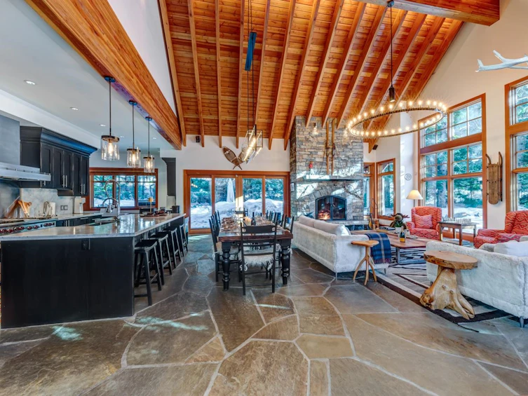3205 Archibald Way, Whistler, BC, V8E 0B8 - 5