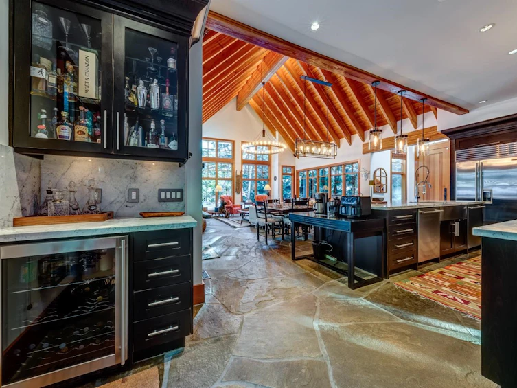 3205 Archibald Way, Whistler, BC, V8E 0B8 - 14