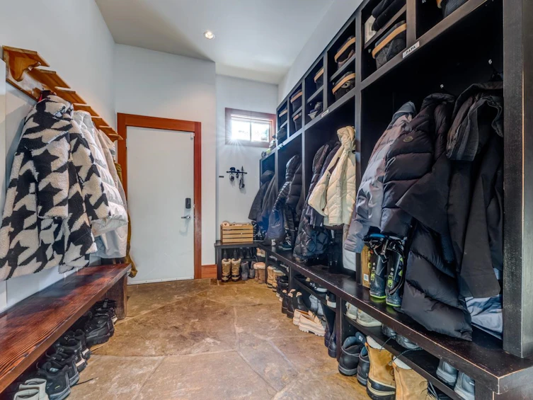 3205 Archibald Way, Whistler, BC, V8E 0B8 - 35