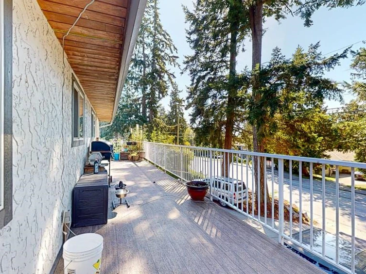 6420 Norwest Bay Road, Sechelt, BC, V7Z 0M5 - 5