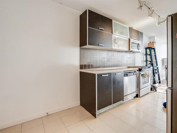 2905-9981 Whalley Boulevard, Surrey, BC, V3T 0G6 - 24