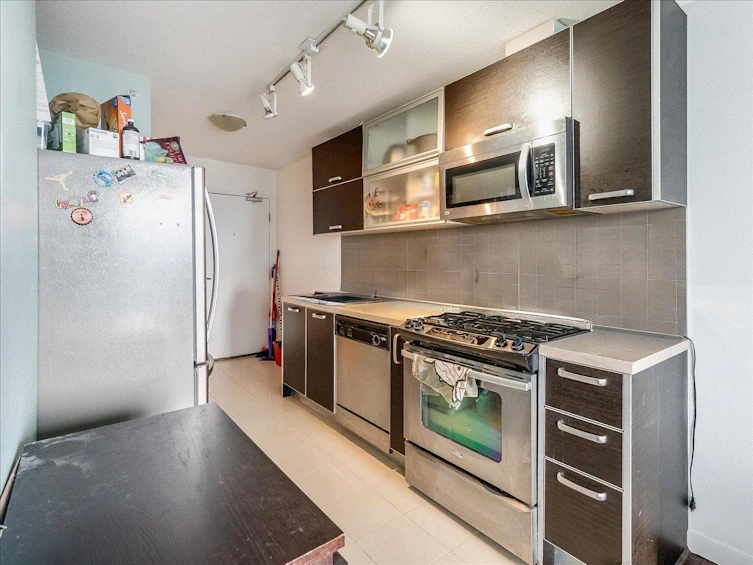 2905-9981 Whalley Boulevard, Surrey, BC, V3T 0G6 - 19