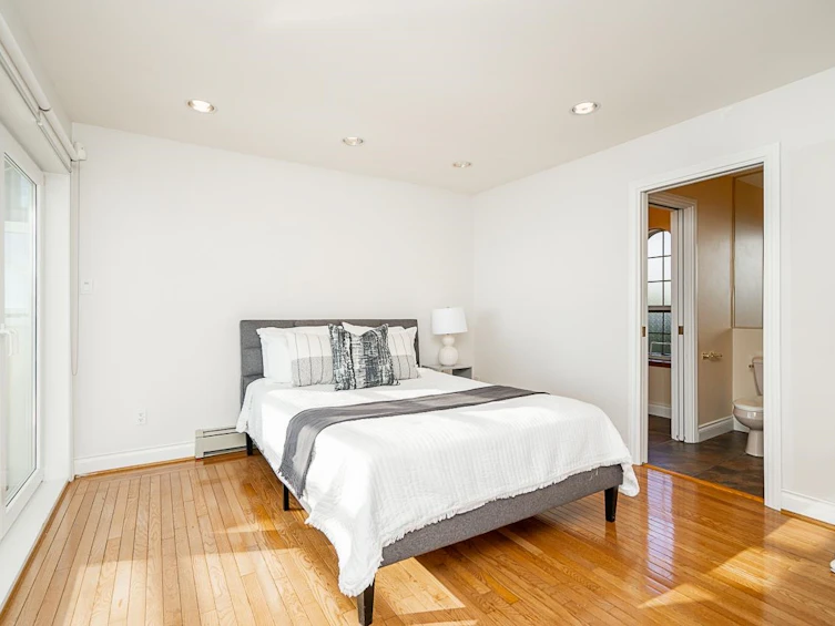 13158 13 Avenue, Surrey, BC, V4A 1B8 - 17