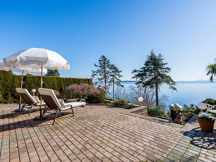 13158 13 Avenue, Surrey, BC, V4A 1B8 - 2