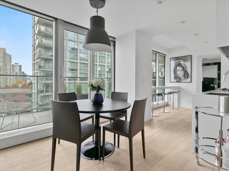 1007-1480 Howe Street, Vancouver, BC, V6Z 0G5