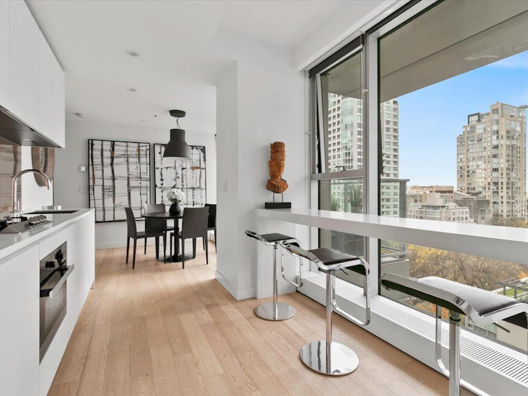 1007-1480 Howe Street, Vancouver, BC, V6Z 0G5 - 10