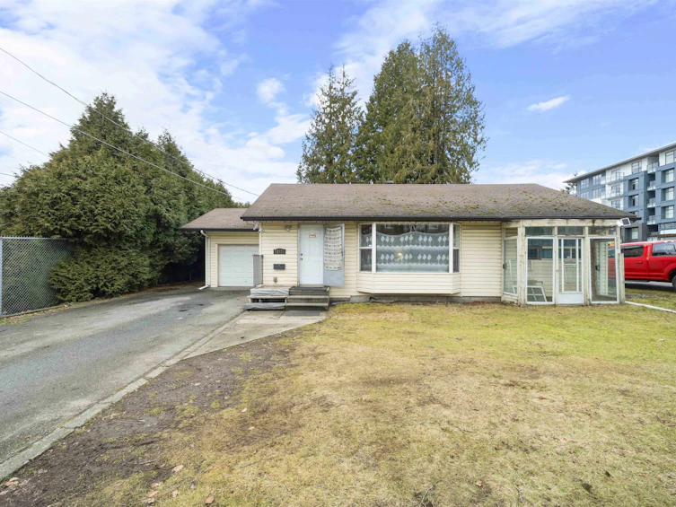 13921 108 Avenue, Surrey, BC, V3T 2L1