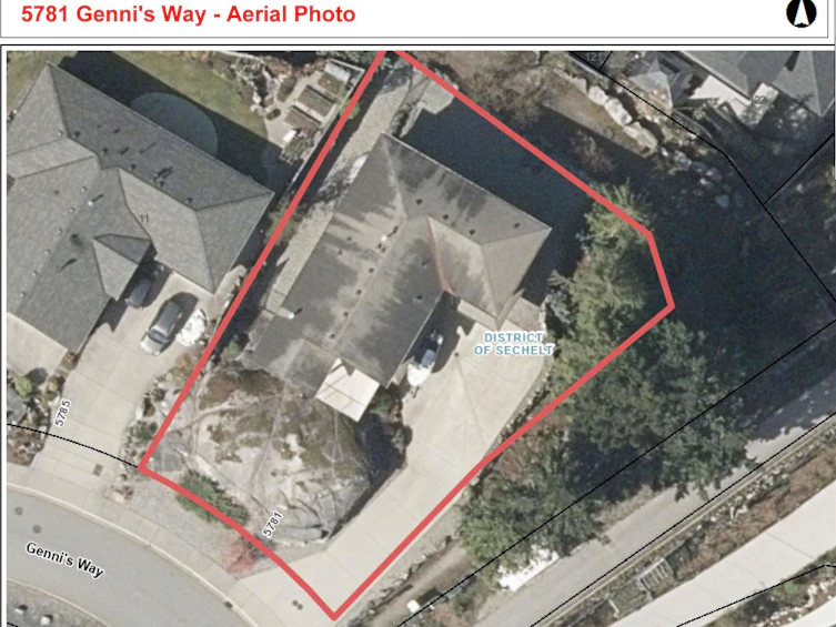 5781 Genni's Way, Sechelt, BC, V7Z 0N8 - 31