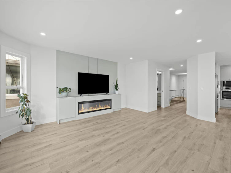 15452 Victoria Avenue, Surrey, BC, V4B 1H3 - 9