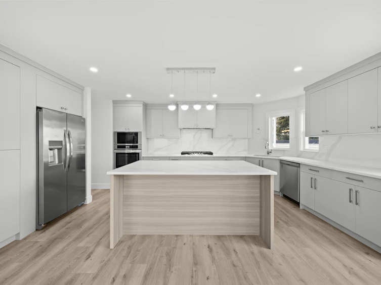 15452 Victoria Avenue, Surrey, BC, V4B 1H3 - 11