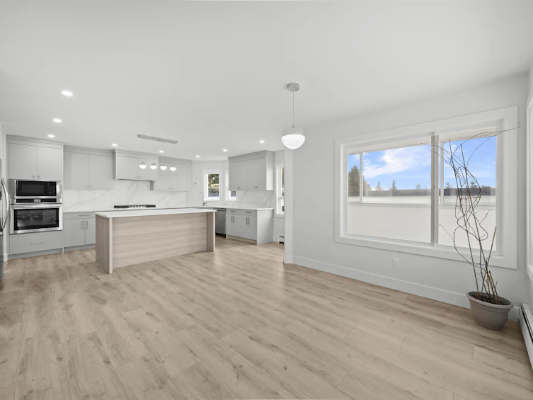 15452 Victoria Avenue, Surrey, BC, V4B 1H3 - 5