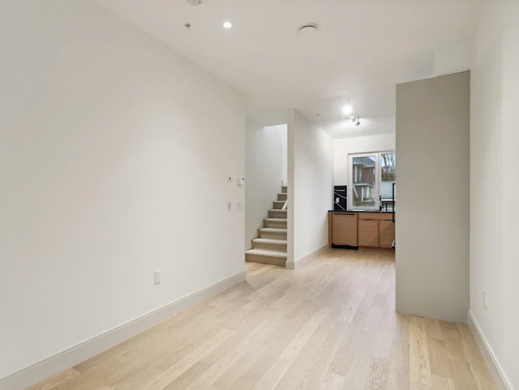 18-632 E 3rd Street, North Vancouver, BC, V7L 0J1 - 8
