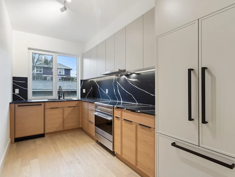 18-632 E 3rd Street, North Vancouver, BC, V7L 0J1 - 13