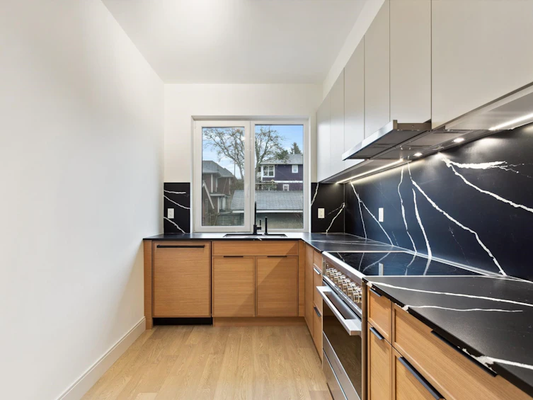 18-632 E 3rd Street, North Vancouver, BC, V7L 0J1 - 14