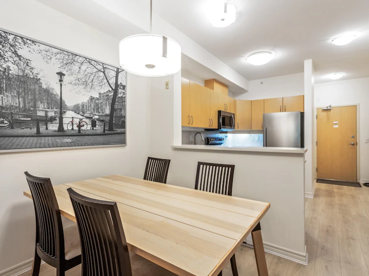 306-3151 Connaught Crescent, North Vancouver, BC, V7R 4X6 - 9