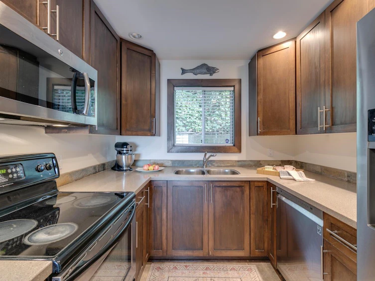 5-350 Centre Road, West Vancouver, BC, V0N 2E0 - 16