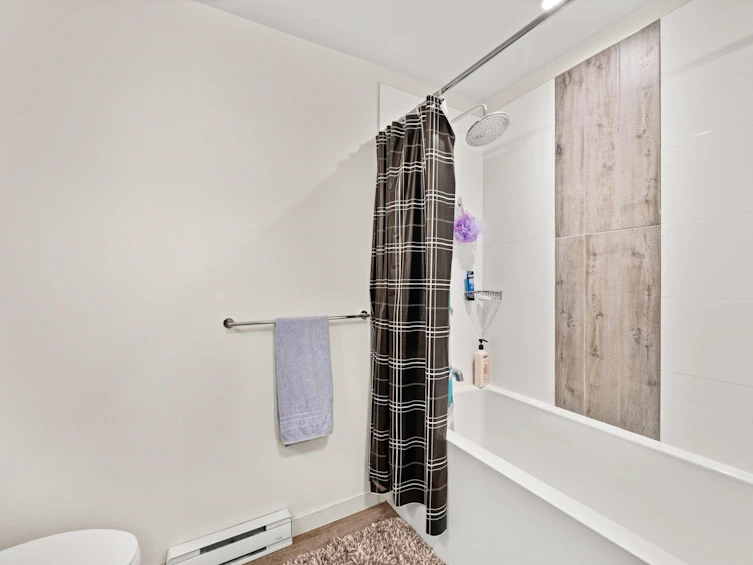 101-1012 Auckland Street, New Westminster, BC, V3M 0M3 - 11