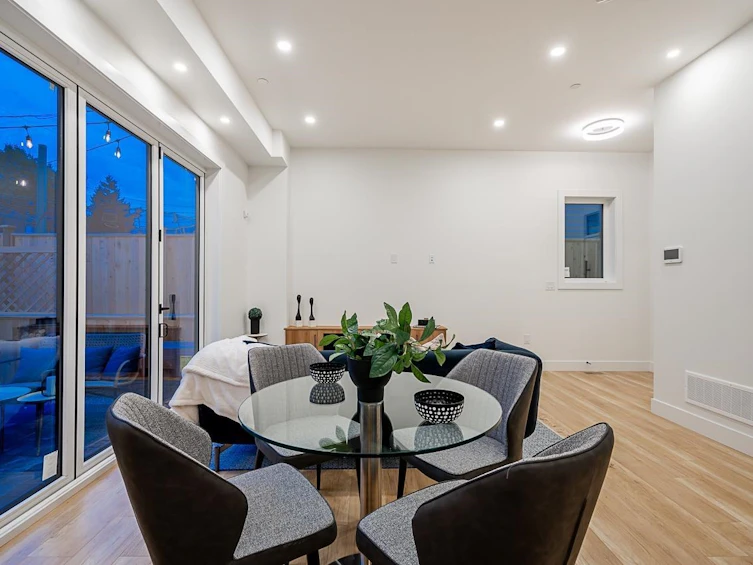 1-1275 Rossland Street, Vancouver, BC, V5K 4A3 - 7